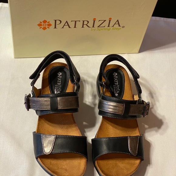 patrizia by spring step larissa espadrille platform sandal